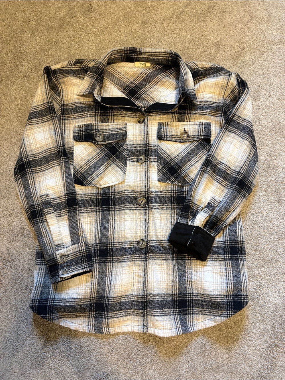 Women’s Neutral Tones Plaid Shirt Jacket